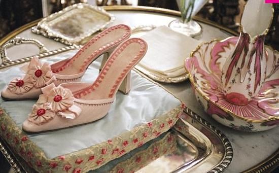 All Manolo Blahnik♡ The Shoes from Marie Antoinette are as Cute as Sweets♡にて紹介している画像