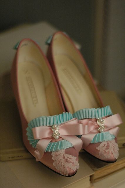 All Manolo Blahnik♡ The Shoes from Marie Antoinette are as Cute as Sweets♡にて紹介している画像