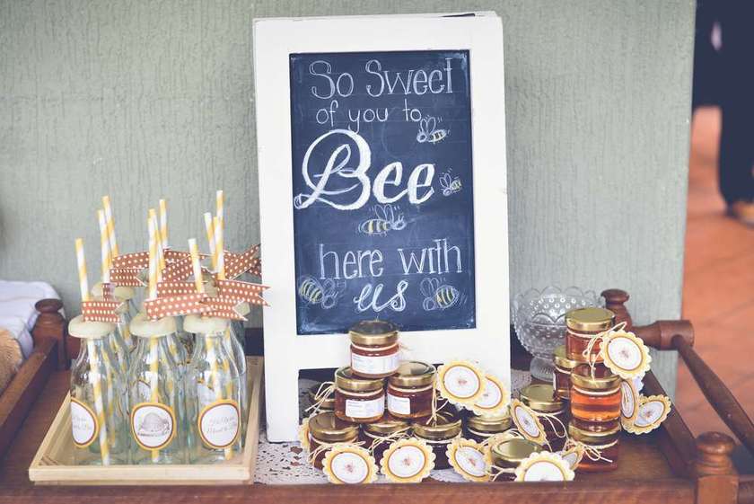 A Sweet Honey Wedding in the Enchanting World of Winnie the Pooh♡にて紹介している画像