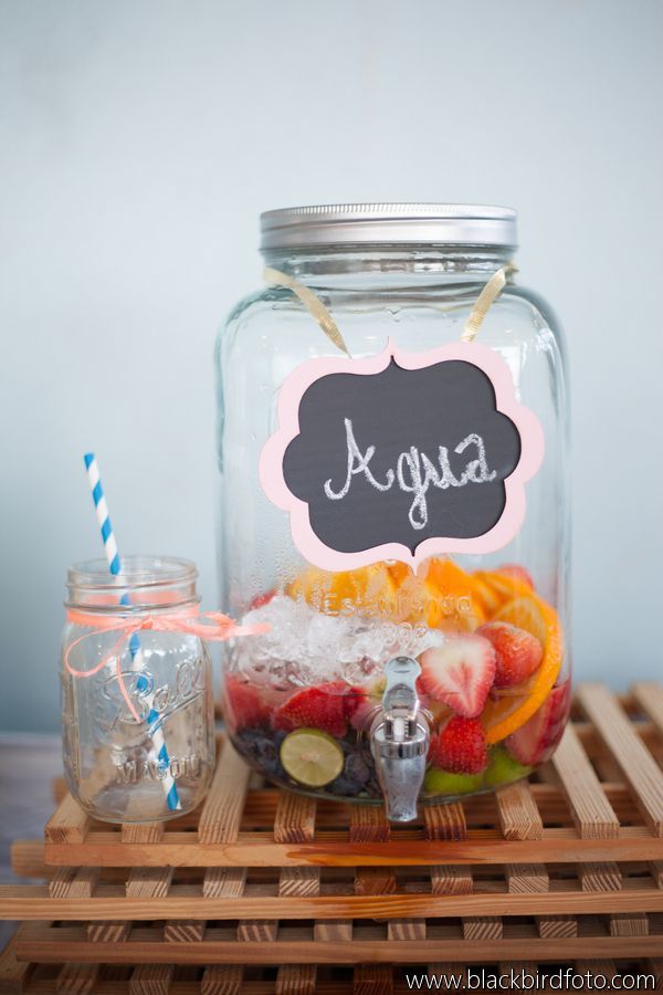 話題のデトックスウォーター*海外ではおもてなしドリンクとしても流行中♡にて紹介している画像