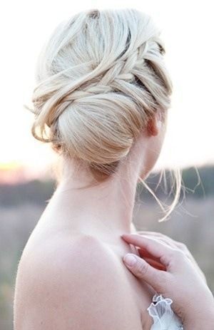 Eternal Loved Hair: Timeless and Elegant Simple Updos are Truly the Most Adorable! ♡にて紹介している画像
