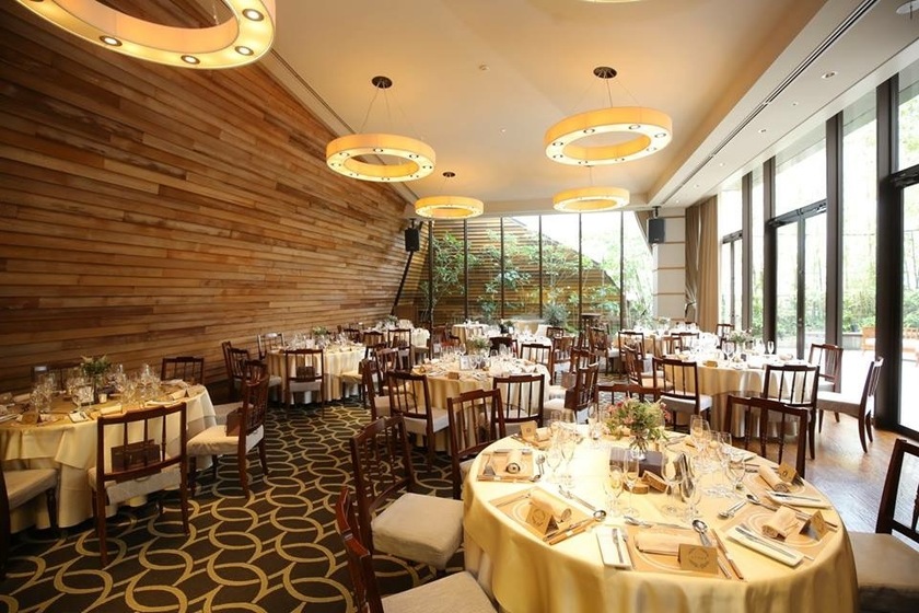 "Before Deciding on the Seating Chart! A Collection of Venue Layout Styles That Transform the Ambiance of Your Reception Venue♡"にて紹介している画像