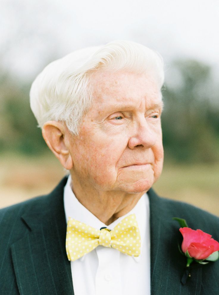 63 Years After Marriage: A Couple's Heartwarming Second Wedding Celebrationにて紹介している画像
