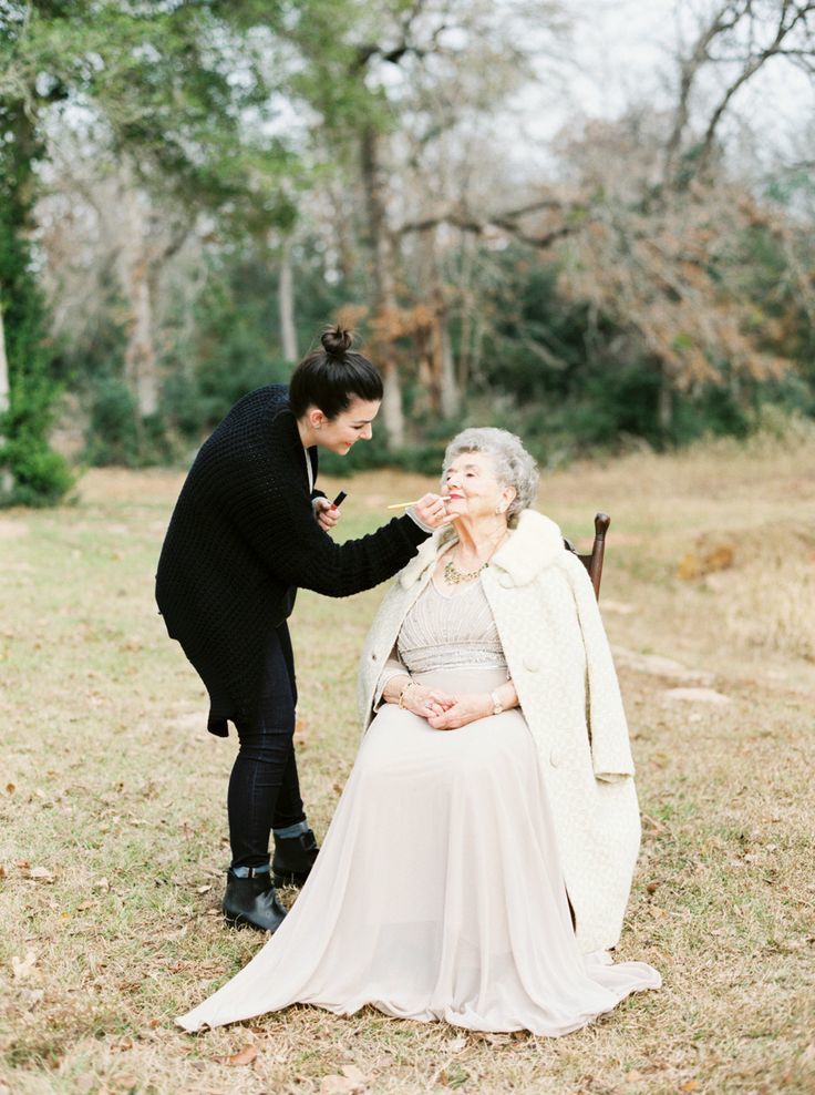 63 Years After Marriage: A Couple's Heartwarming Second Wedding Celebrationにて紹介している画像