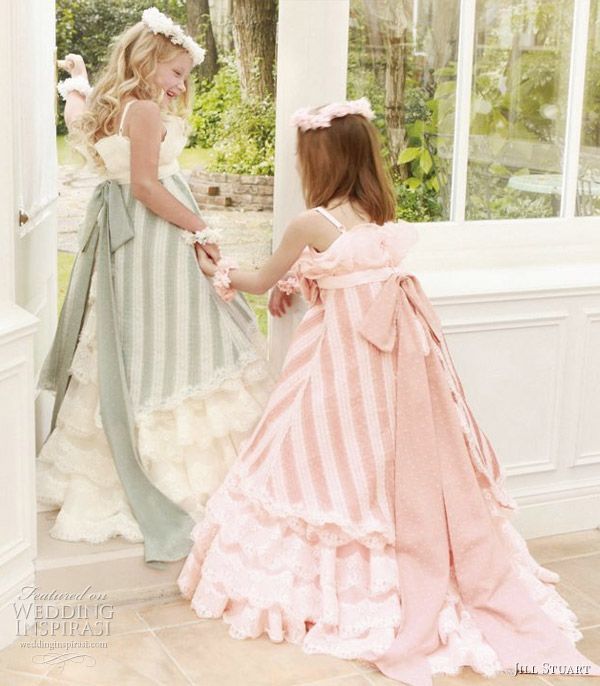 オトナかわいい♥ストライプをアクセントにつくるWeddingコーディネートがおしゃれ♡にて紹介している画像