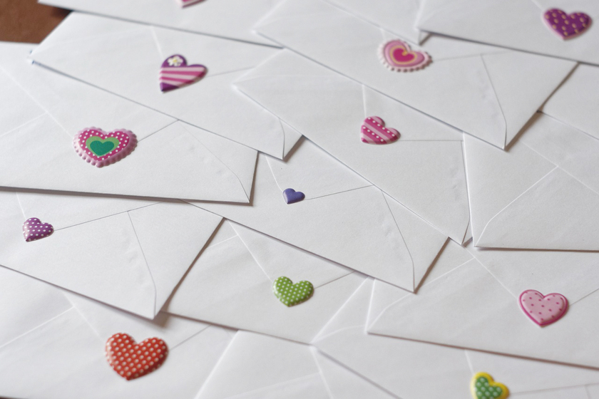 大好きなダーリンへ♡彼に何十枚もの手紙を書く「Open When Letters」がサプライズギフトとして大人気*にて紹介している画像