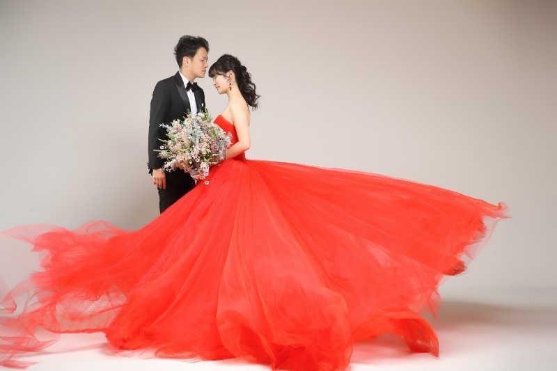 マイドレスに憧れる♡レンタルじゃなくて購入できるウェディングドレスのブランド⑤選にて紹介している画像