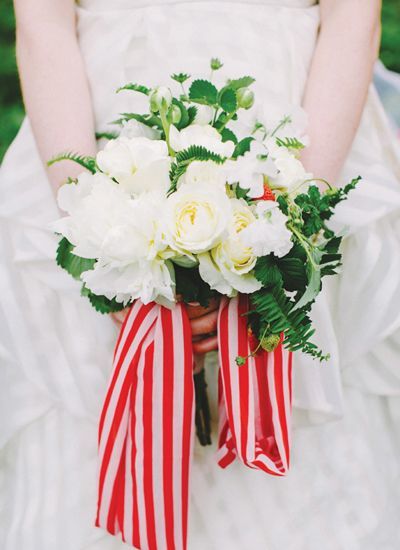 Strawberries in a Bouquet?! A Combination So Adorable, It Will Make Your Heart Flutter♡にて紹介している画像