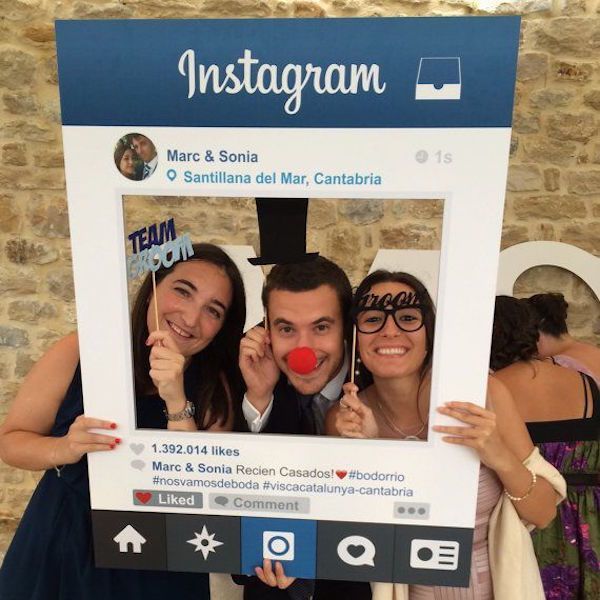 Transformations for Brides and Guests with Fun Props ♡ Which Character Do You Want to Be?にて紹介している画像