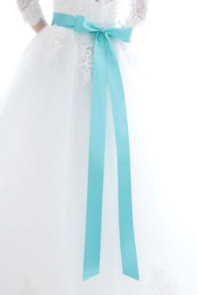 A Bride's Discontent Gives Birth to a Charming Sash Ribbon Created by a Ribbons Shop for Just 1,850 Yen 💖にて紹介している画像