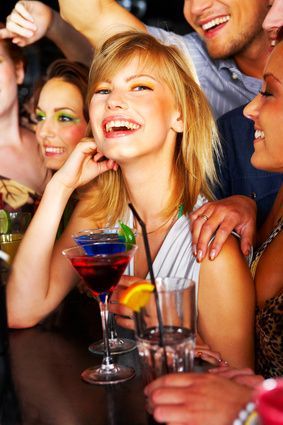 独身最後の夜を友達とお祝い♡バチェロレッテパーティのイメージをあつめました。にて紹介している画像