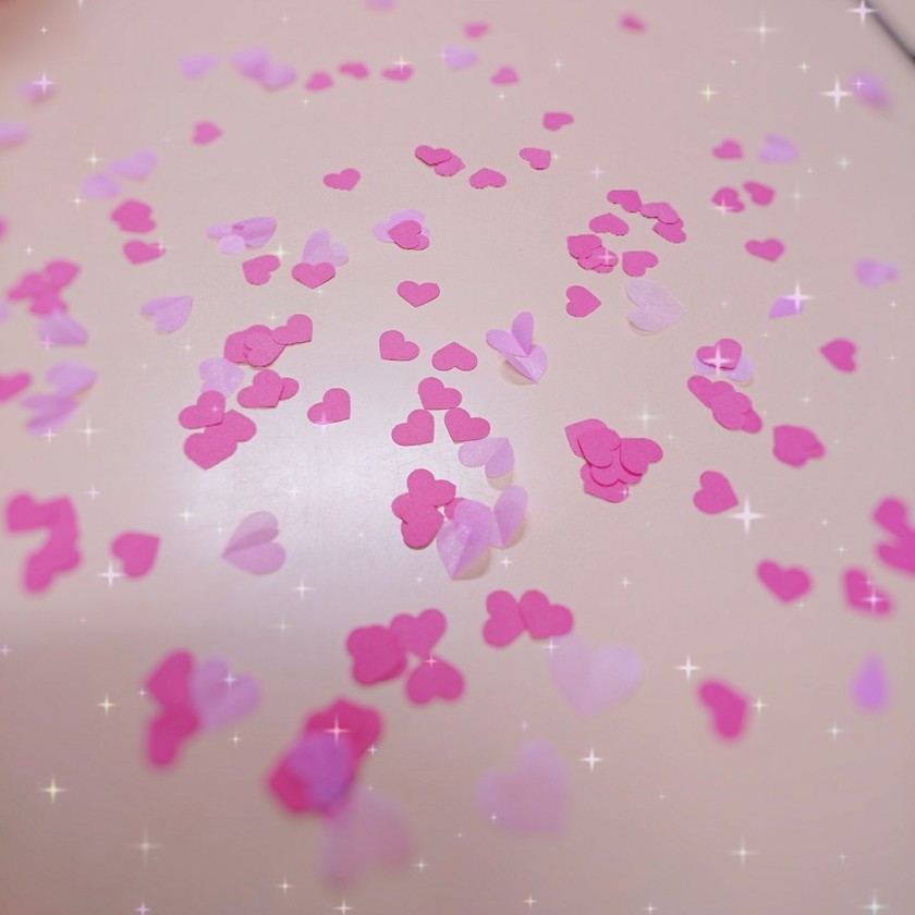 15 Stunning Ideas for Wedding Ceremony Flower Showers: Creative "◯◯ Showers" You’ll Love!にて紹介している画像