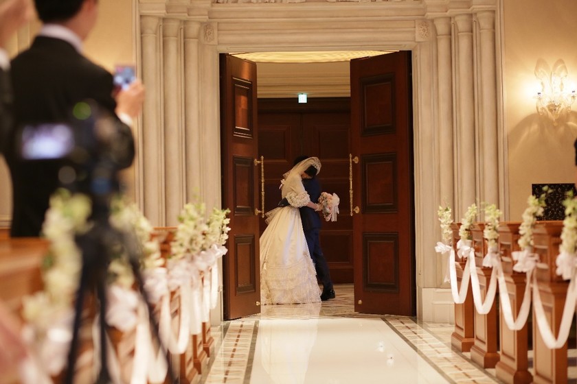 "Everyone is Adorable and Looks Happy: A Beautiful Photo Collection of 'Closing Hug' Ceremony Performance"にて紹介している画像