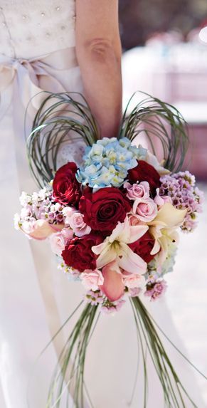 "Defeating Demons with the Motif of Love: The Adorable Heart-Shaped Bouquet"にて紹介している画像