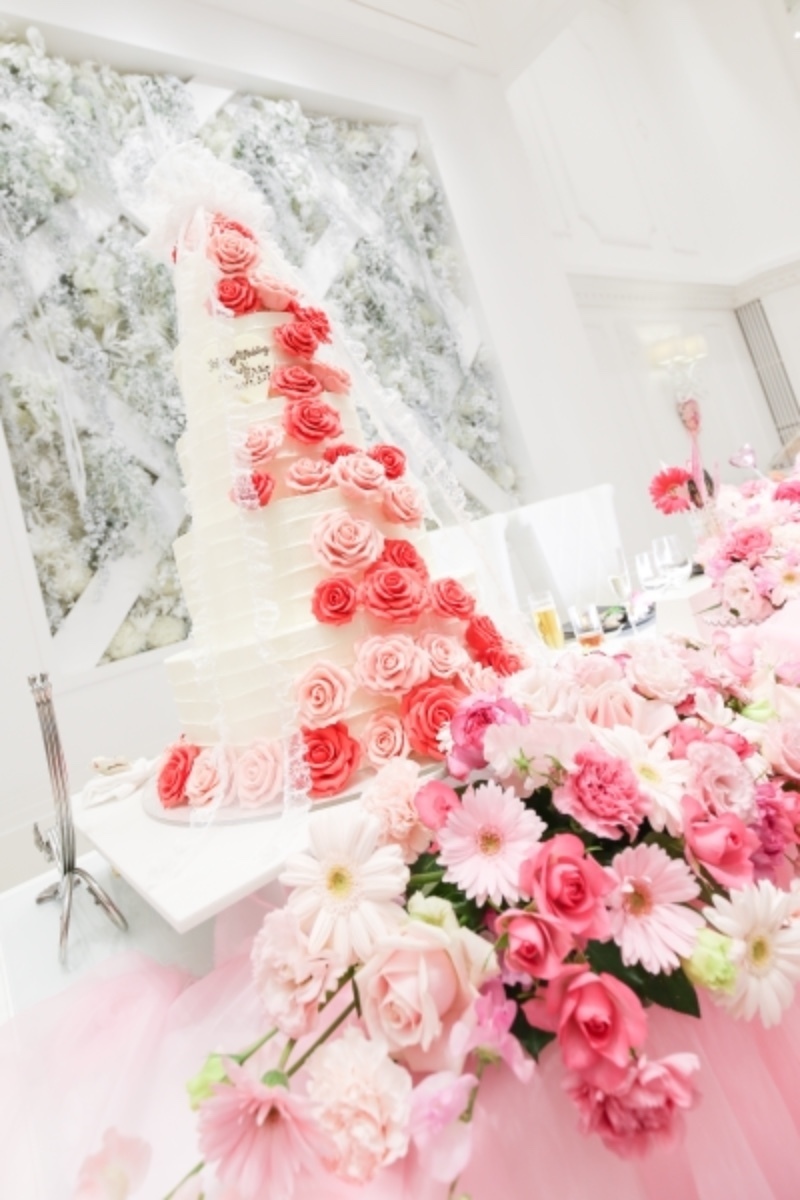 Introducing Images Sent to Our Site: 15 Adorable Wedding Cakes Proudly Presented by Brides♡にて紹介している画像