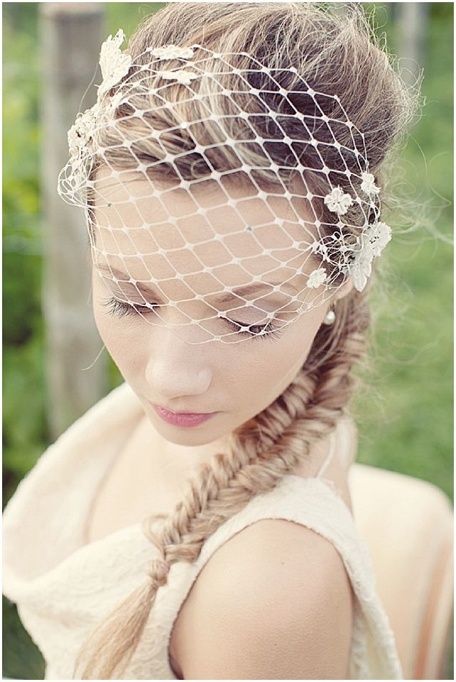 "Create a Naturally Pure Bride with Braided Pigtails: A Charming Hairstyle for Girls"にて紹介している画像