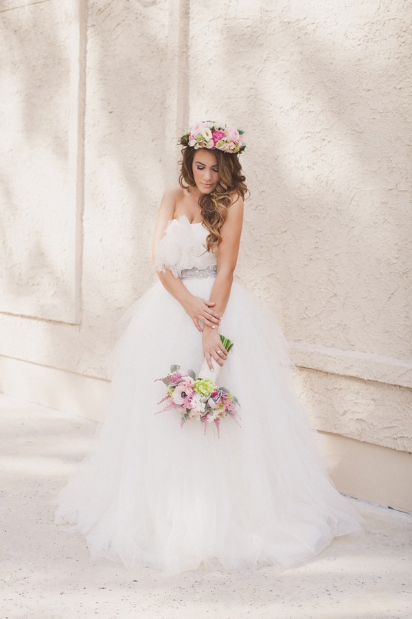 wedding dressはやっぱり純白！まっしろのドレスだけをコレクションしましたにて紹介している画像