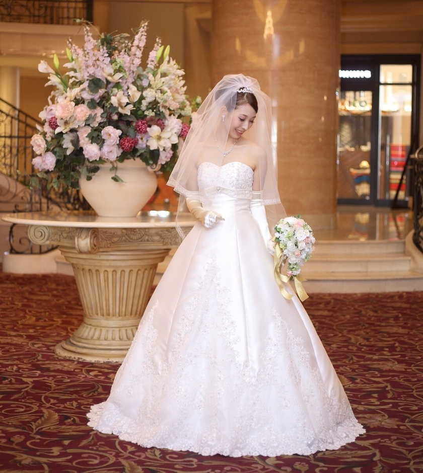 Which Silhouette Do You Prefer? Classic Styles of Wedding Dresses 【All 9 Patterns】にて紹介している画像