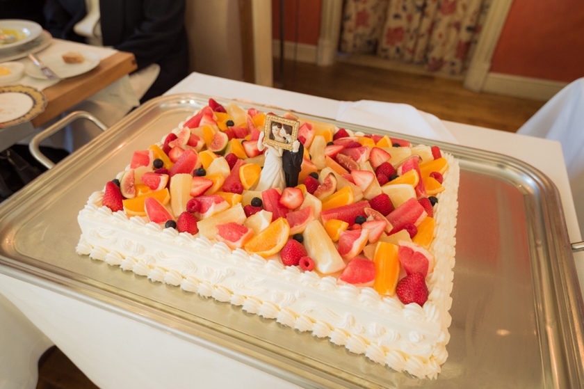 Choose Your Favorite ♡ 10 Popular and Classic Wedding Cake Designs to Showcase at the Reception*にて紹介している画像