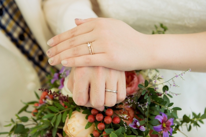 ウェディングフォトで撮りたい手元ショットの構図まとめ  marry[マリー]