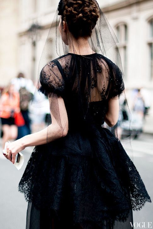 Collections of Adorable Lace Black Dresses ♡にて紹介している画像