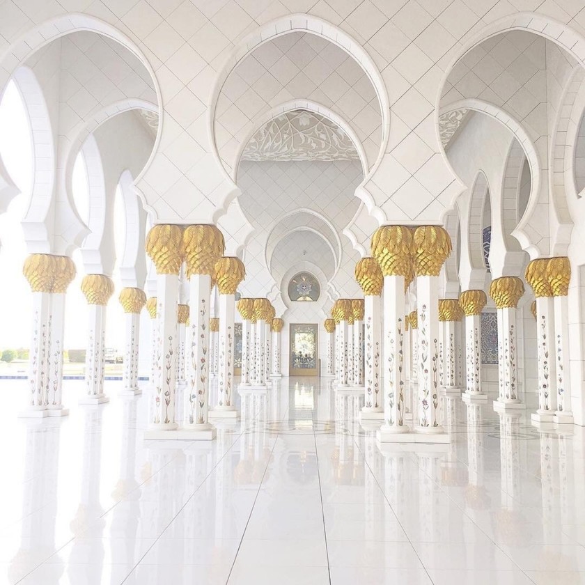 彼と同じ名字で行きたい♡新婚旅行に行く前に知っておきたい「パスポートの名前」の変更方法*にて紹介している画像