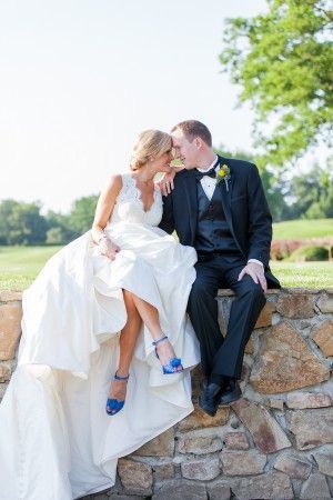 "Sparkling Like a Jewel: Be the One and Only Cinderella with These Dazzling Glass Slippers"にて紹介している画像