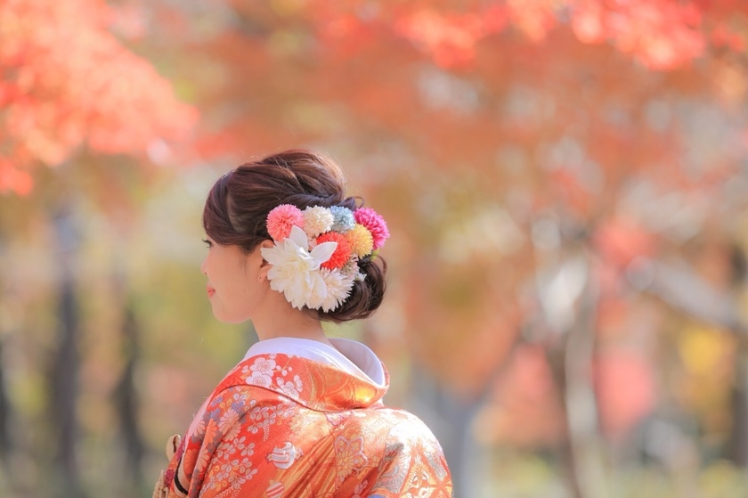 不妨碍和服华丽感的♡〔不使用小物〕和装前期拍摄姿势集＊にて紹介している画像