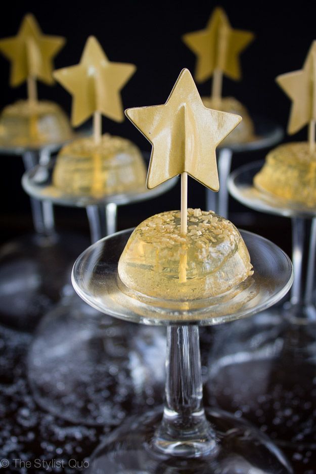 Sparkling Cute One-Bite Champagne Jelly Shots ♡にて紹介している画像