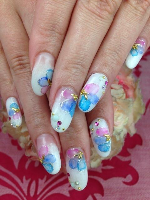春のトレンドたらしこみネイル＊今すぐやりたいふんわり可愛い水彩画風アート♡にて紹介している画像
