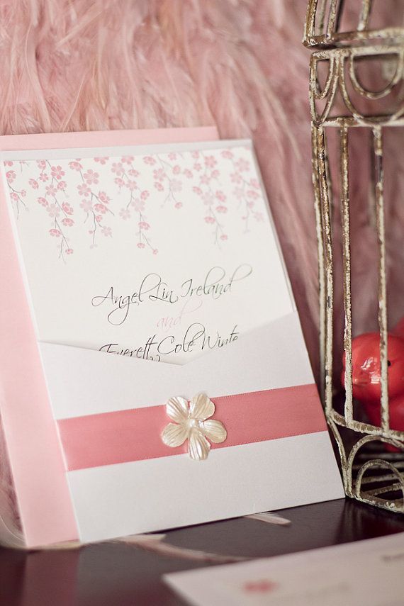 春はもうすぐ♡桜が咲いたら、ほっこり素敵なお花見ウエディングをしてみたい＊にて紹介している画像