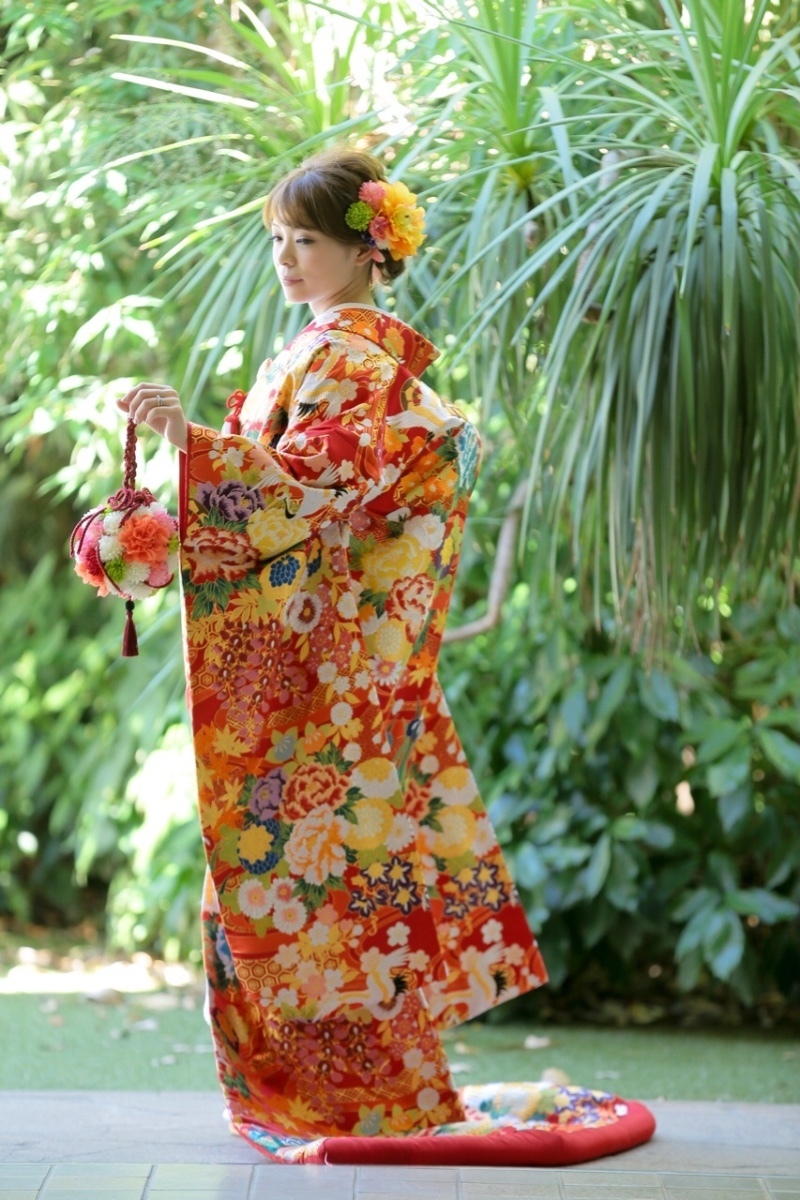 위에서 아래로, 기본 포즈를 모두 망라! 사진사에게 당일 보여주고 싶은 "한복 사전 촬영 포즈" 30선＊にて紹介している画像