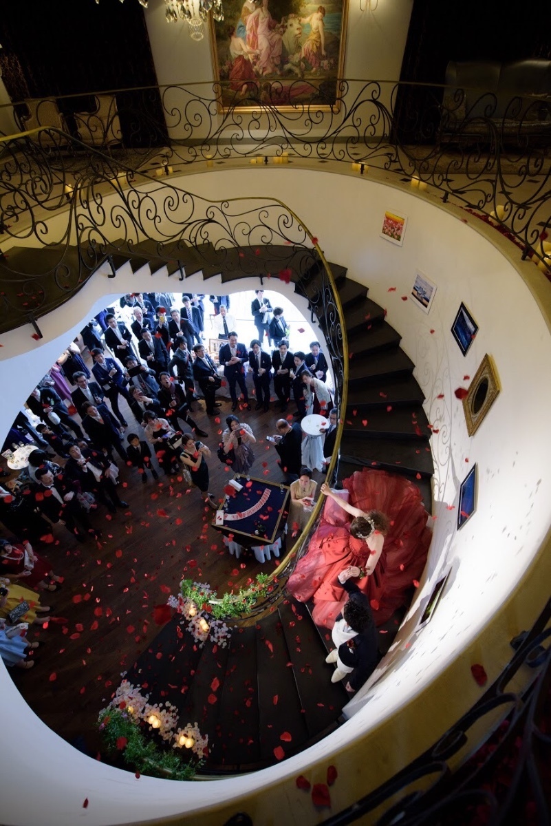 定番から珍しいものまで♡披露宴での〔入場・再入場の登場方法〕総まとめ＊にて紹介している画像