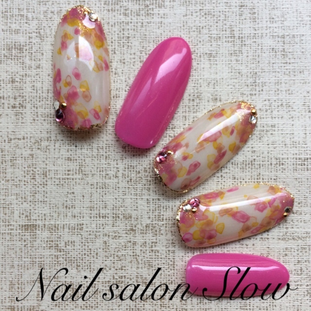 春のトレンドたらしこみネイル＊今すぐやりたいふんわり可愛い水彩画風アート♡にて紹介している画像