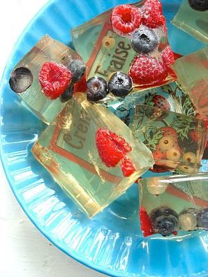 Sparkling Cute One-Bite Champagne Jelly Shots ♡にて紹介している画像