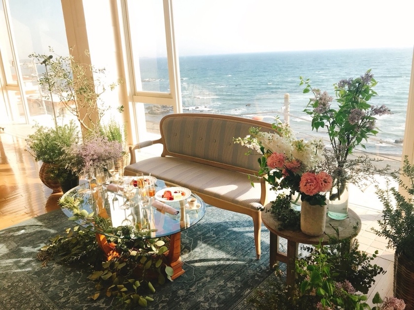 Showcasing Images Received by Our Site: A Compilation of Bride Marry's Commitment to a Lush Floral High Stage Coordination ♡にて紹介している画像