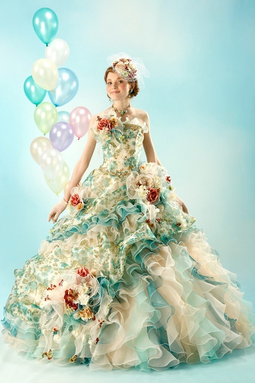 Absolutely SWEET♡ Captivated by the Fluffy Big-Line Volume Dress＊にて紹介している画像