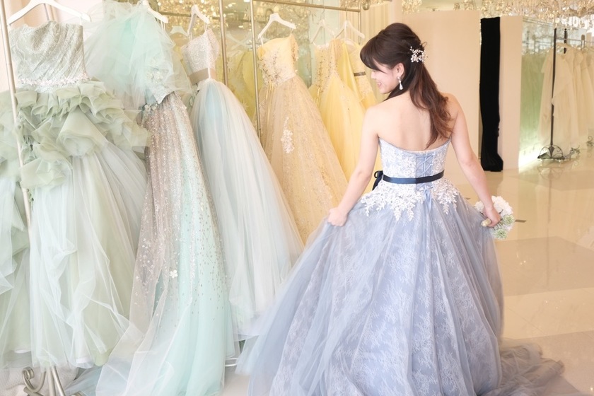 式場探しとドレス試着が同時にできる♡素敵な式場と出会える話題のカウンターはここ！にて紹介している画像