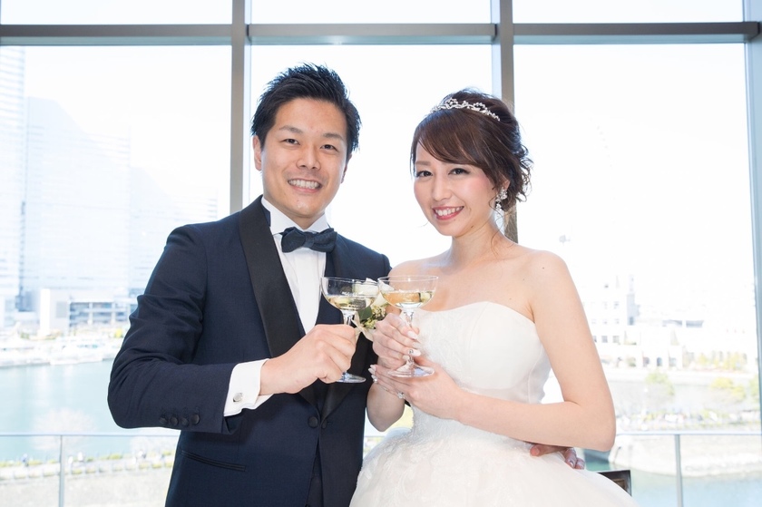 "Don't Miss It! The 'Moment of Toast' Shot at the Reception Should Absolutely Be Included in Your Instruction Manual!"にて紹介している画像