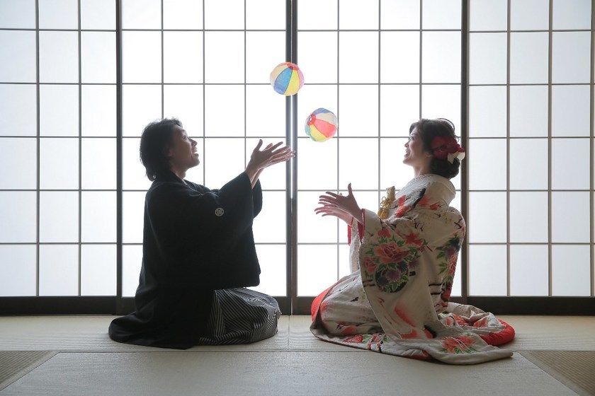 4 Must-Have Traditional Japanese Accessories for a Perfect Pre-Wedding Photo Shoot with Him ♡にて紹介している画像