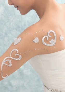 キラキラを身に纏って＊ボディージュエリーで魅力的に華やかに＊にて紹介している画像