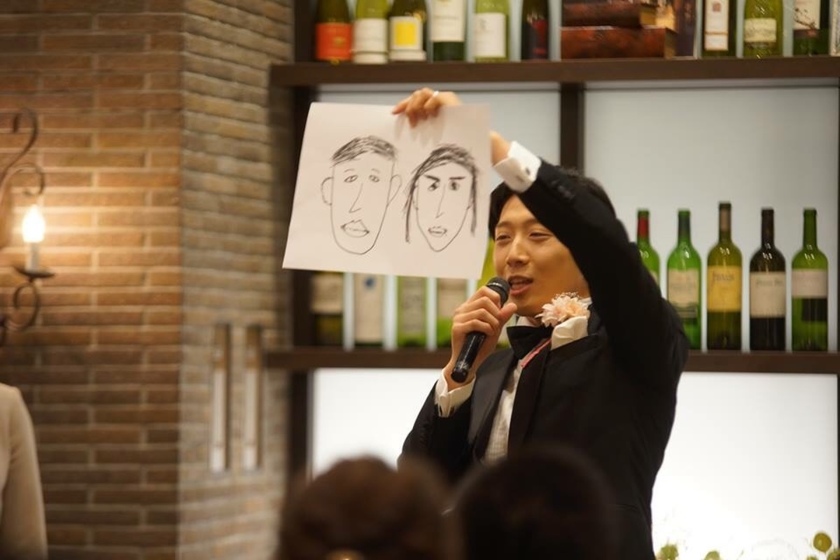 "Table Challenge! The 'Portrait Game' Where Guests Draw the Bride and Groom Excites the Party!"にて紹介している画像