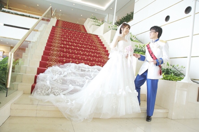 かっこ良く見せる為に！挙式・披露宴で〔新郎〕が気にするべき振る舞い・仕草のポイントまとめ♡にて紹介している画像