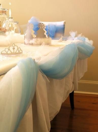 I Want a Bridal Shower Like This! Adorable Princess-Themed Parties Created by Moms Abroad ♡にて紹介している画像