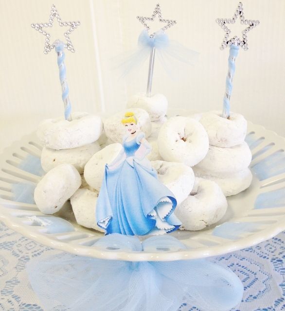 I Want a Bridal Shower Like This! Adorable Princess-Themed Parties Created by Moms Abroad ♡にて紹介している画像