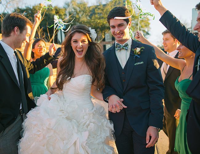 A New Shape for Flower Showers! Adorable "Ribbon Wands" that Look Like Magic Wands ♡にて紹介している画像