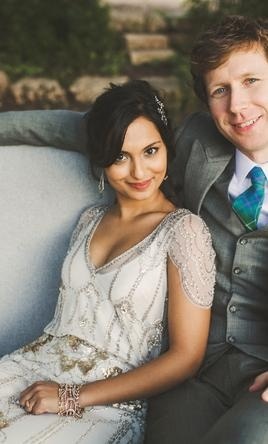 Beautiful Embroidery and Swarovski! The Stunning Dresses of the Import Brand "Jenny Packham"♡にて紹介している画像