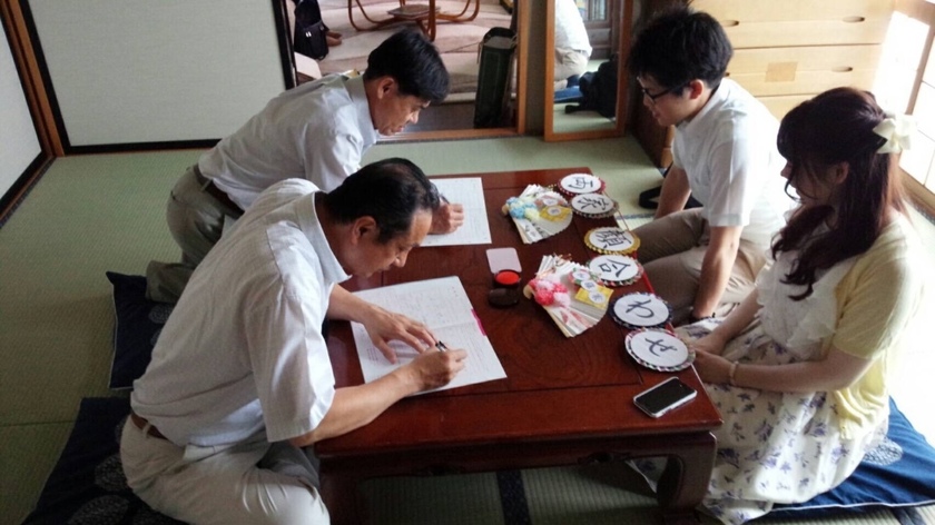 "Capture the Unforgettable: A Collection of Must-Have Shots Before Submitting Your Marriage Registration!"にて紹介している画像