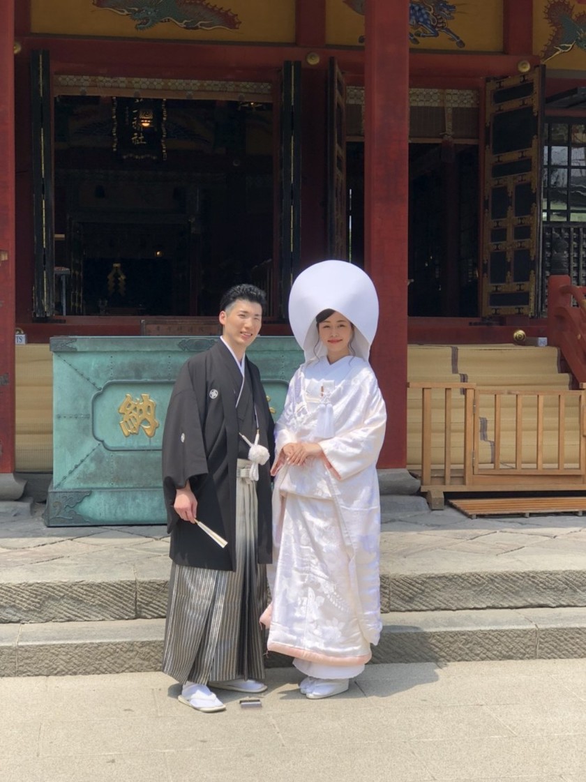 【21ショット】神社での撮影でカメラマンさんにお願いしたいウェディングフォト【総まとめ】にて紹介している画像