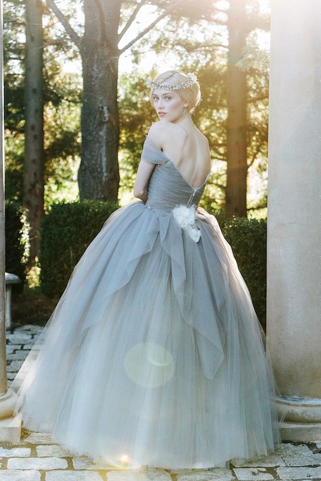 Cute and Fluffy Volume: Princess Line Dress Collectionにて紹介している画像